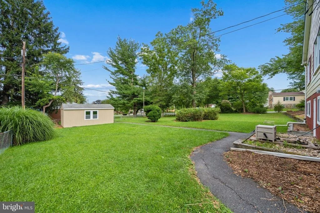 Photo of 8995 HAMBURG ROAD