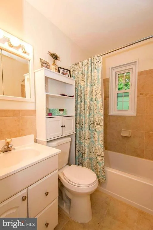 Photo of 901 JUNIPER PLACE
