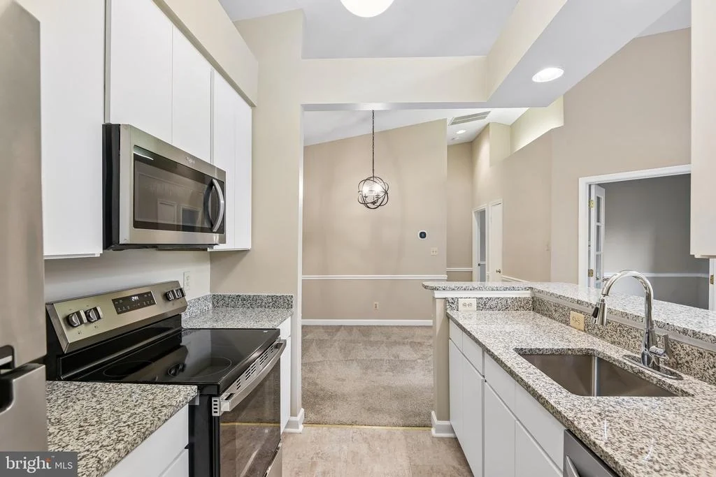 Photo of Unit 9C32 at 13701 MODRAD WAY