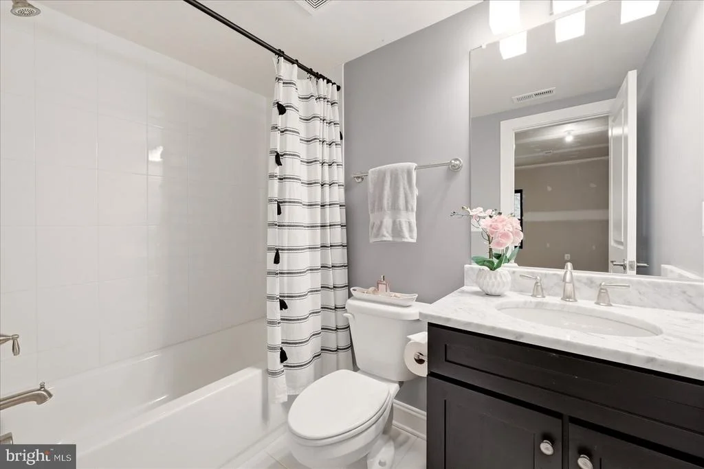 Photo of 40957 WAXWING DRIVE