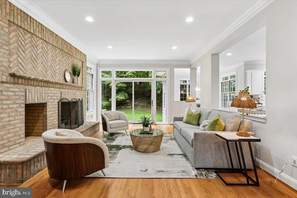 Photo of 9217 FALL RIVER LANE
