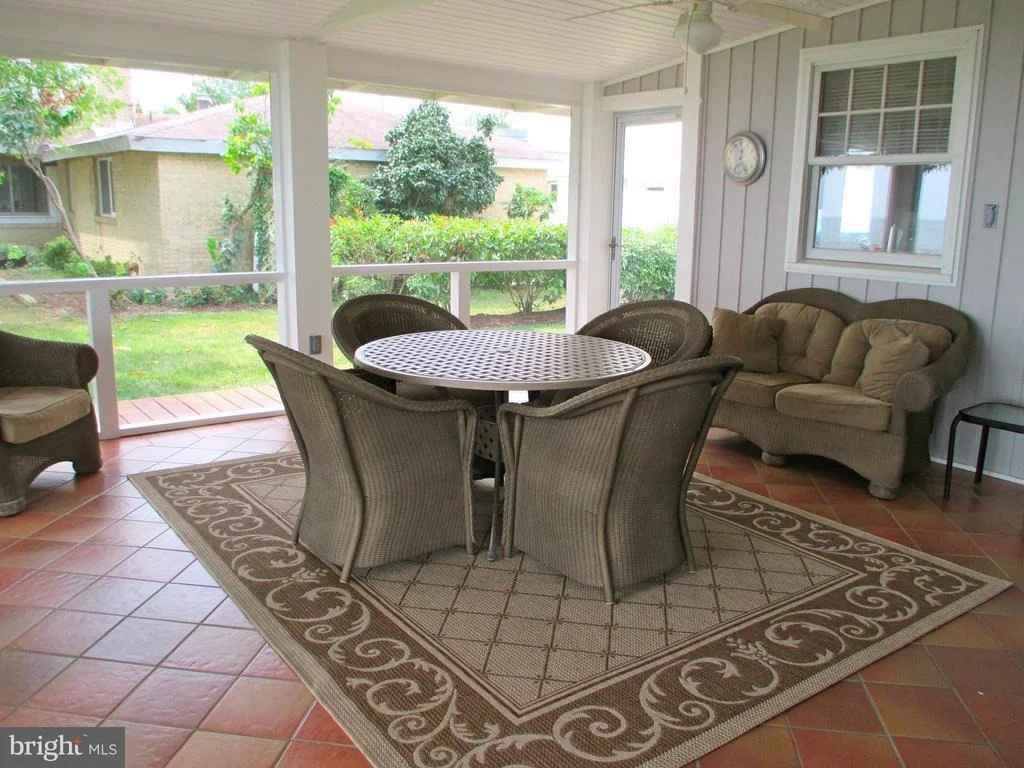 Photo of 2807 BEACH DRIVE