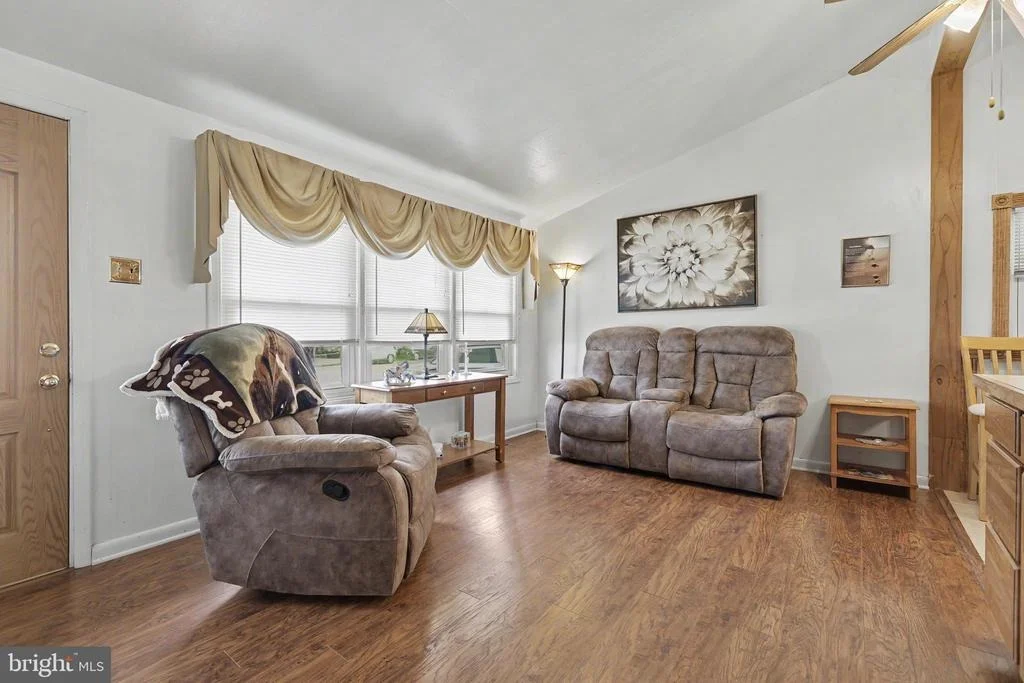 Photo of 23 AVON PLACE