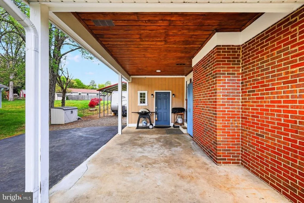 Photo of 15009 PEACHSTONE DRIVE