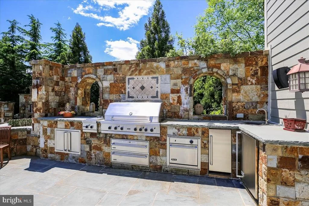 Photo of 21129 GOLF ESTATES DRIVE