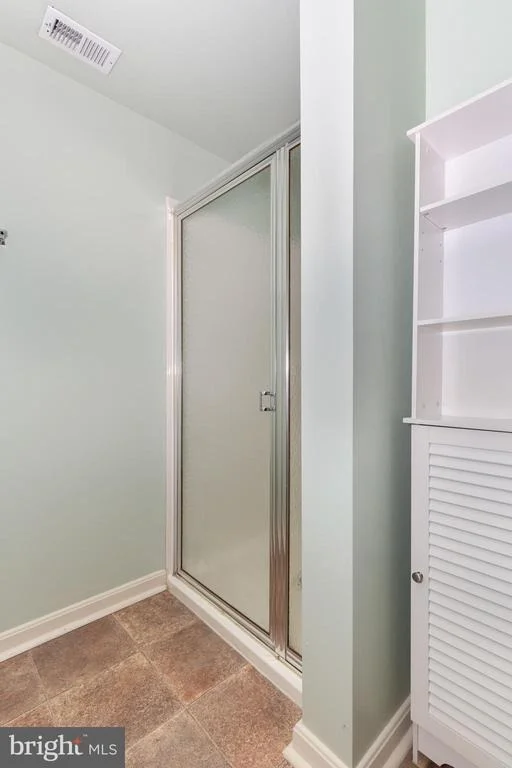 Photo of Unit 1C at 3830 NORMANDY DRIVE