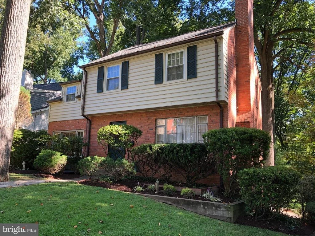Photo of 232 WHITMOOR TERRACE