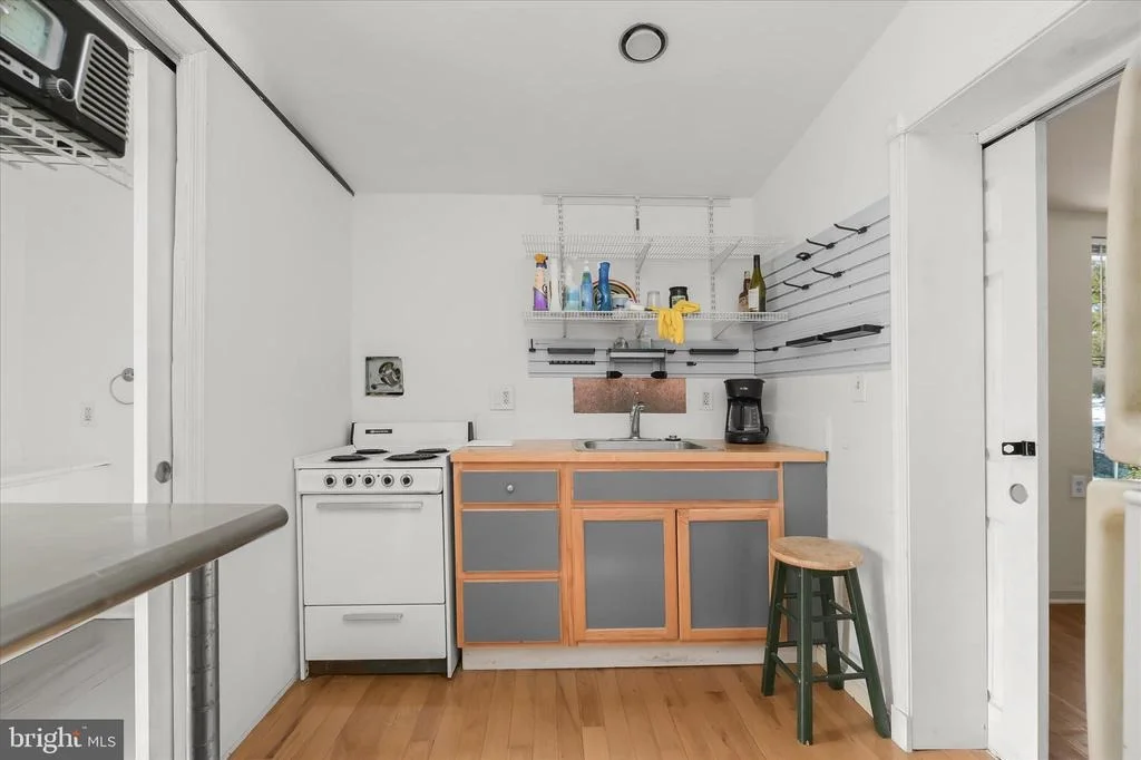 Photo of 415 SCHWARTZ AVENUE