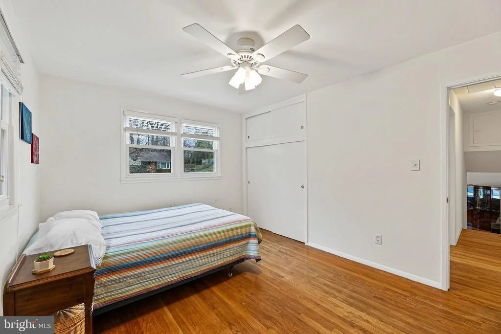 Photo of 4616 EXETER STREET