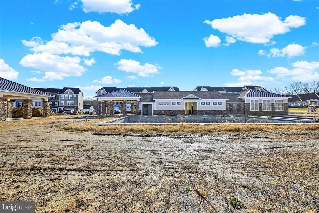 Photo of 839 LENI WAY