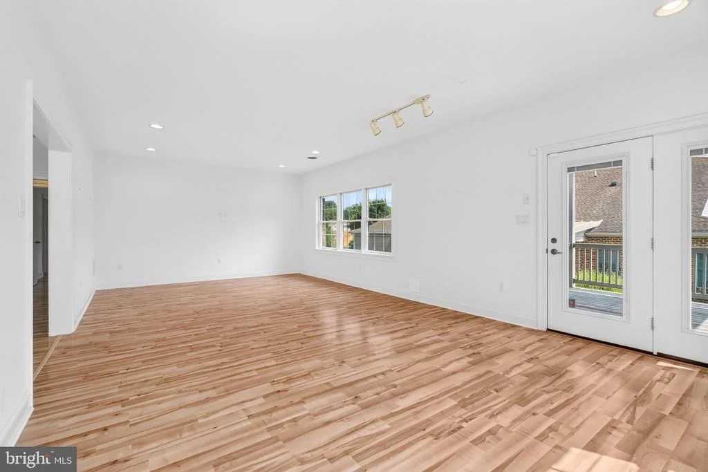 Photo of 19419 AMETHYST DRIVE