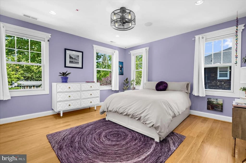 Photo of 302 ANNAPOLIS STREET
