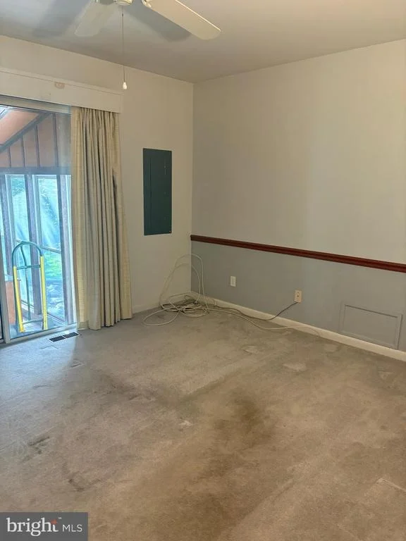 Photo of 207 THRASHER WAY