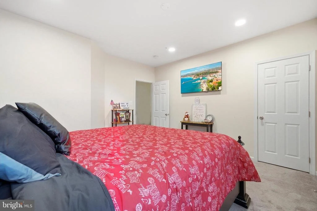 Photo of 7030 HUNTERLEIGH DRIVE