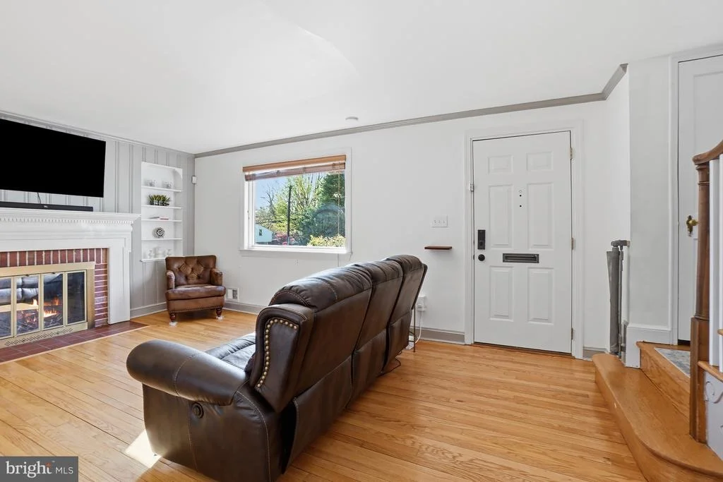 Photo of 1303 BALLARD STREET