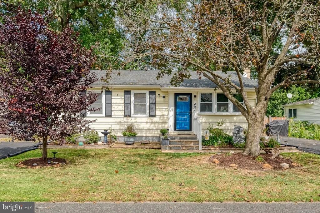 Photo of 403 WEBB LANE