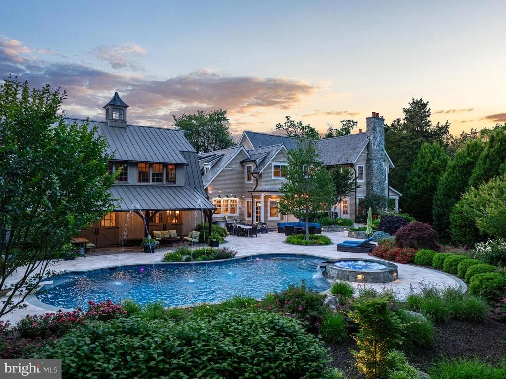 Photo of 6529 SOTHORON ROAD