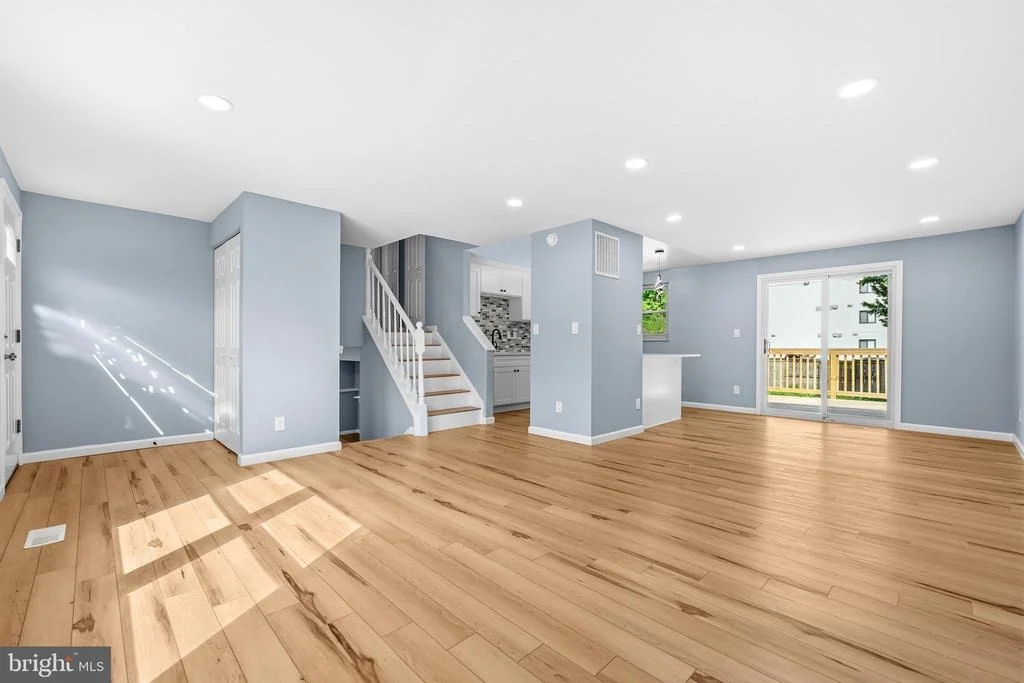 Photo of 452 CENTER STREET