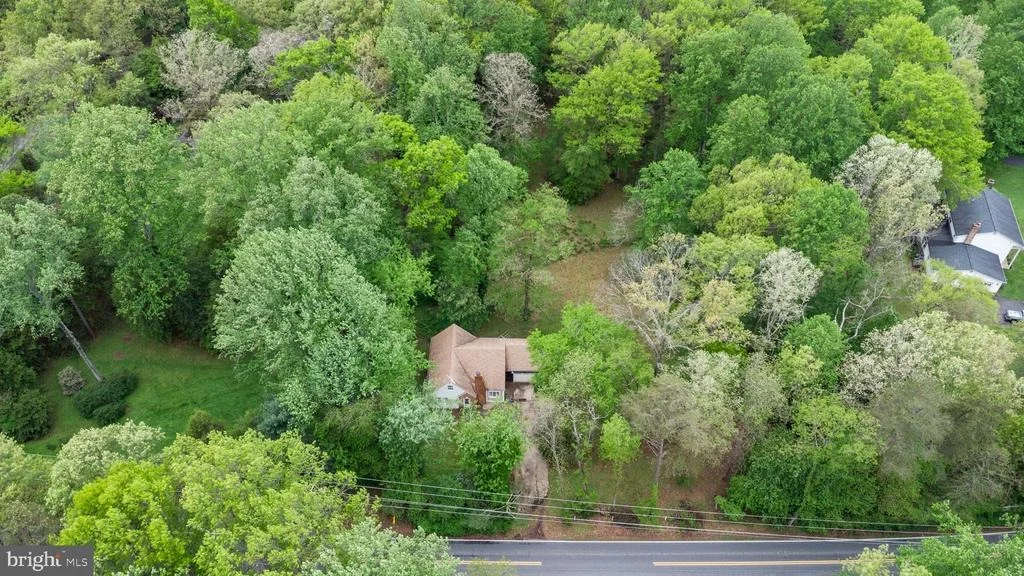 Photo of 10979 STUART MILL ROAD