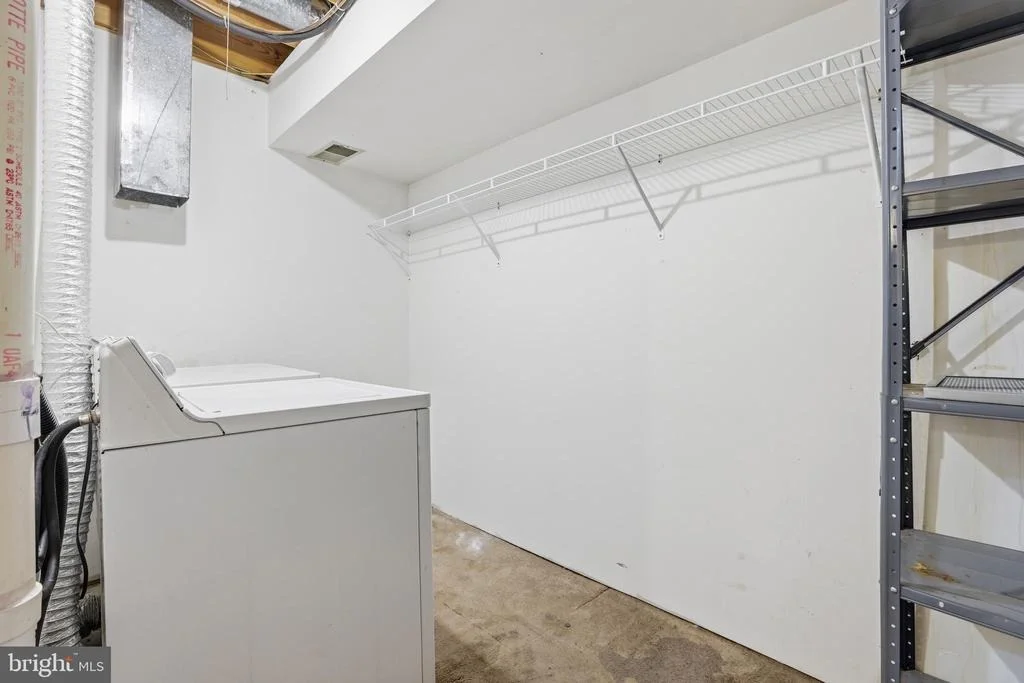 Photo of 1261 CAVENDISH DRIVE