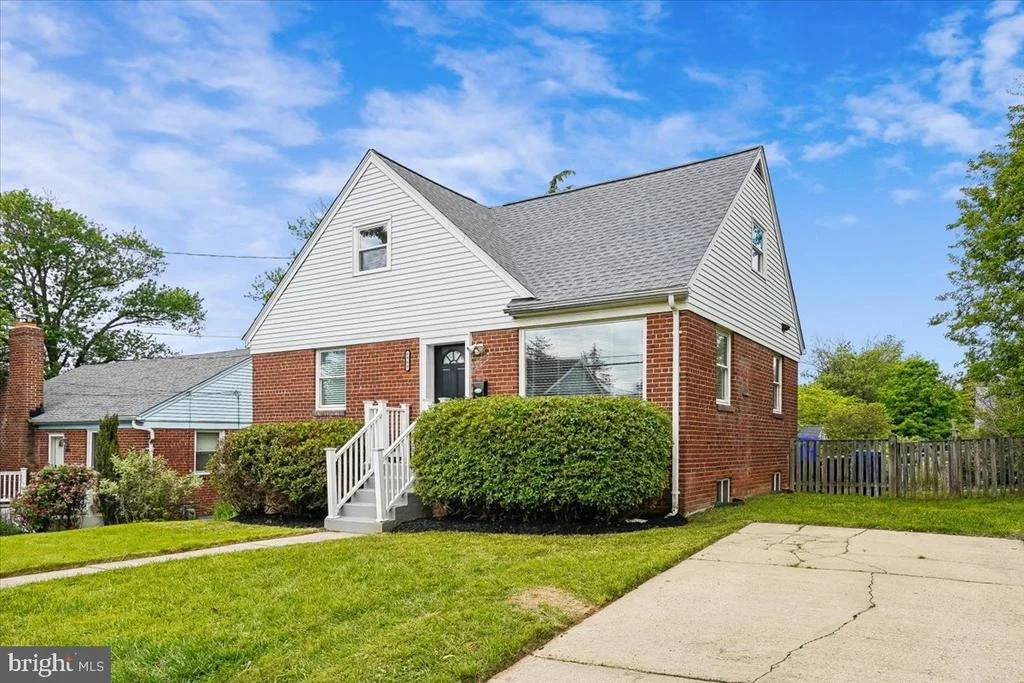 Photo of 4909 BANGOR DRIVE