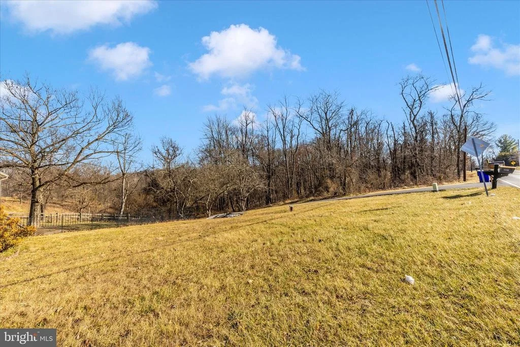 Photo of 8204 BALL ROAD