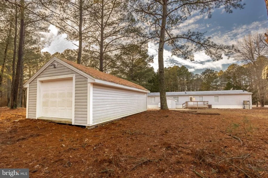 Photo of 22147 ROYAL OAK ROAD