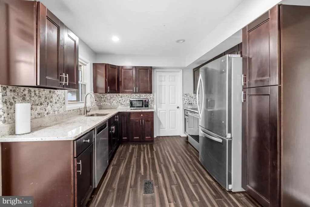 Photo of 12421 MELLING LANE