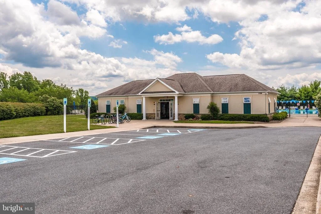 Photo of 1206 CROSSBOW ROAD