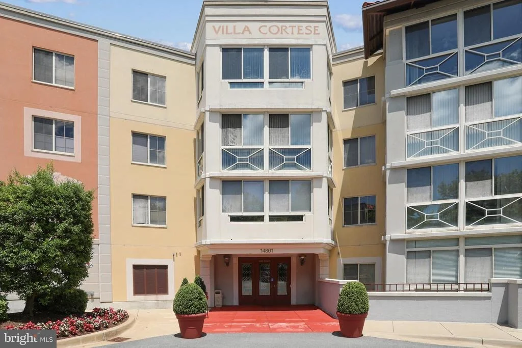 Photo of Unit 403 at 14801 PENNFIELD CIRCLE