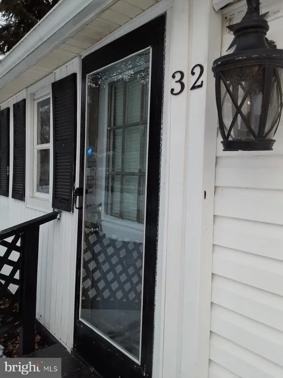 Photo of 32 S CLEMENTON AVENUE