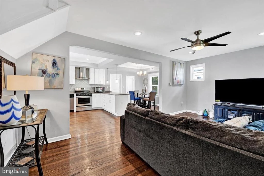 Photo of 4806 HOLDER AVENUE