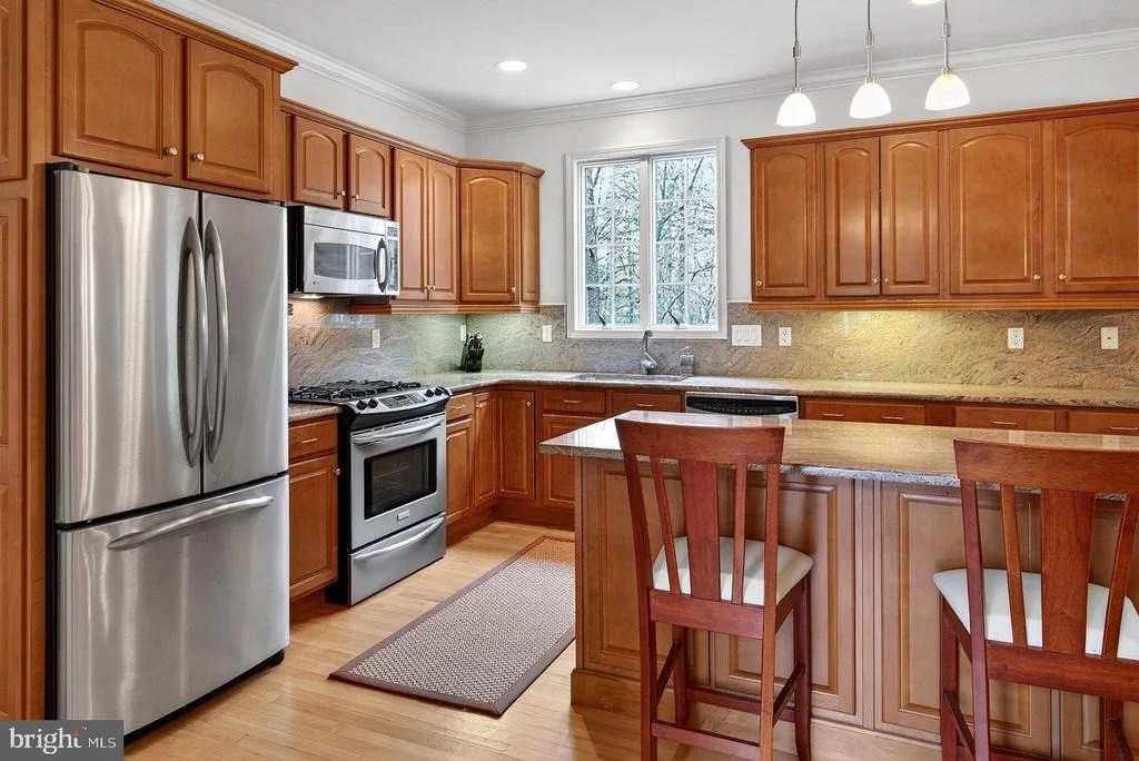 Photo of 77 HEMLOCK DRIVE