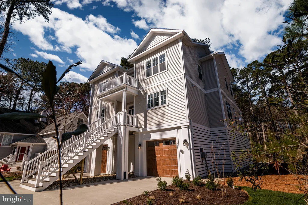 Photo of 404 SALT POND ROAD