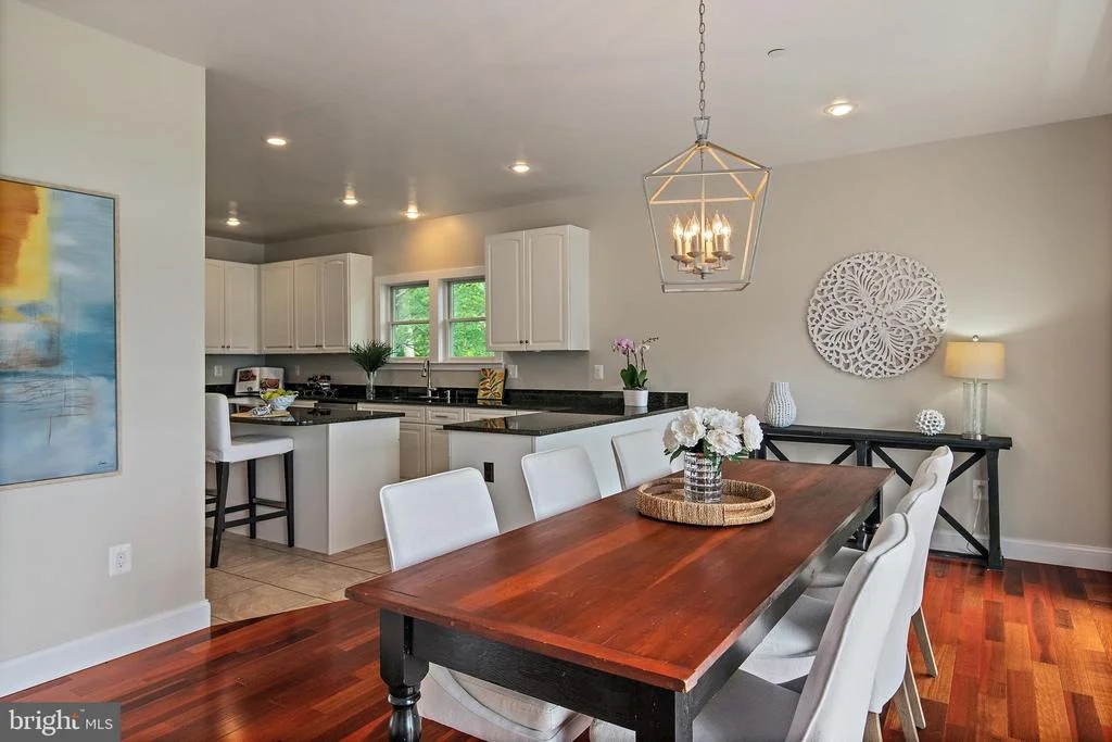 Photo of 621 HARBOR DRIVE