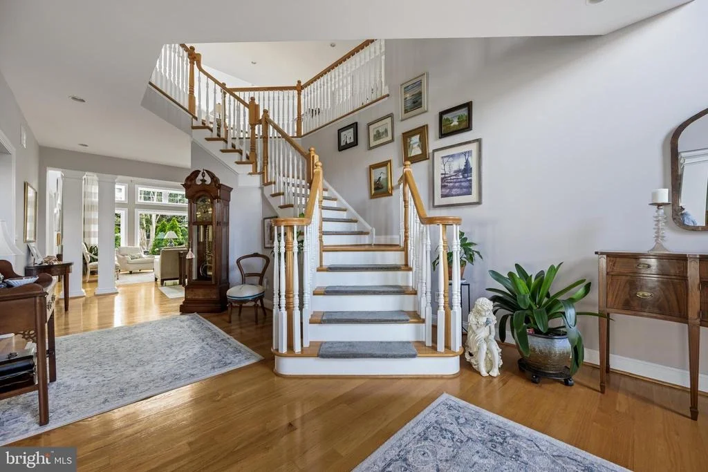 Photo of 123 WEST SIDE DRIVE