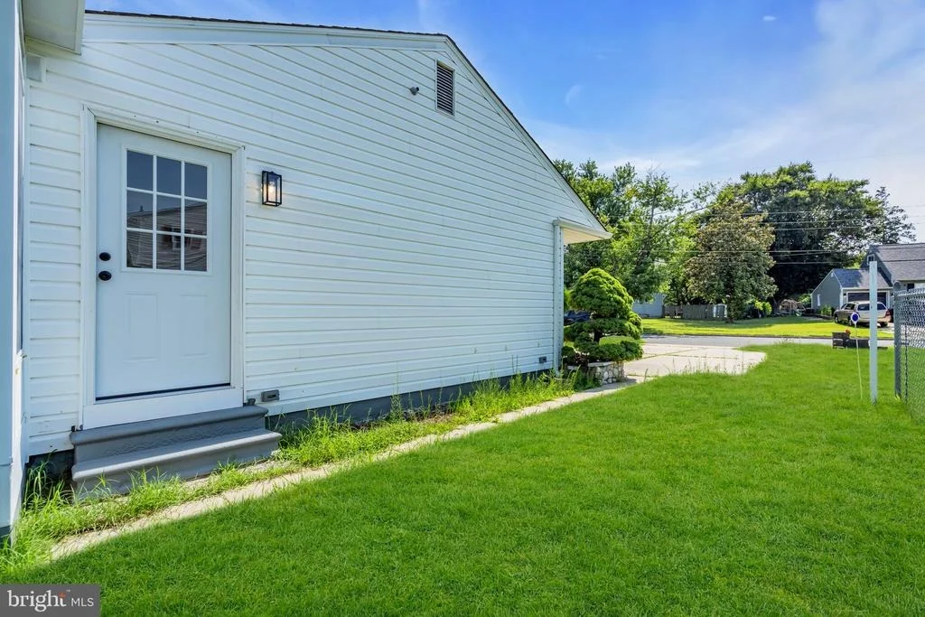 Photo of 103 CARVER DRIVE