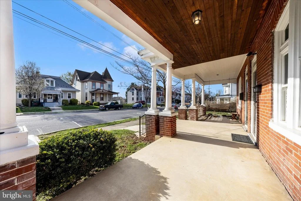 Photo of 519 SUMMIT AVENUE