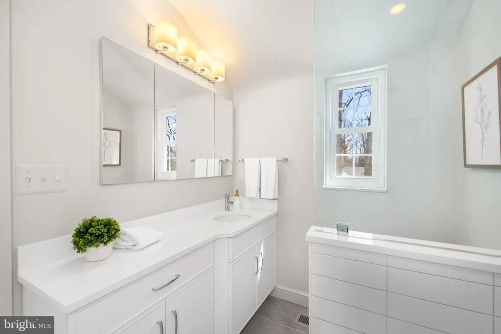 Photo of 2612 SPENCER ROAD