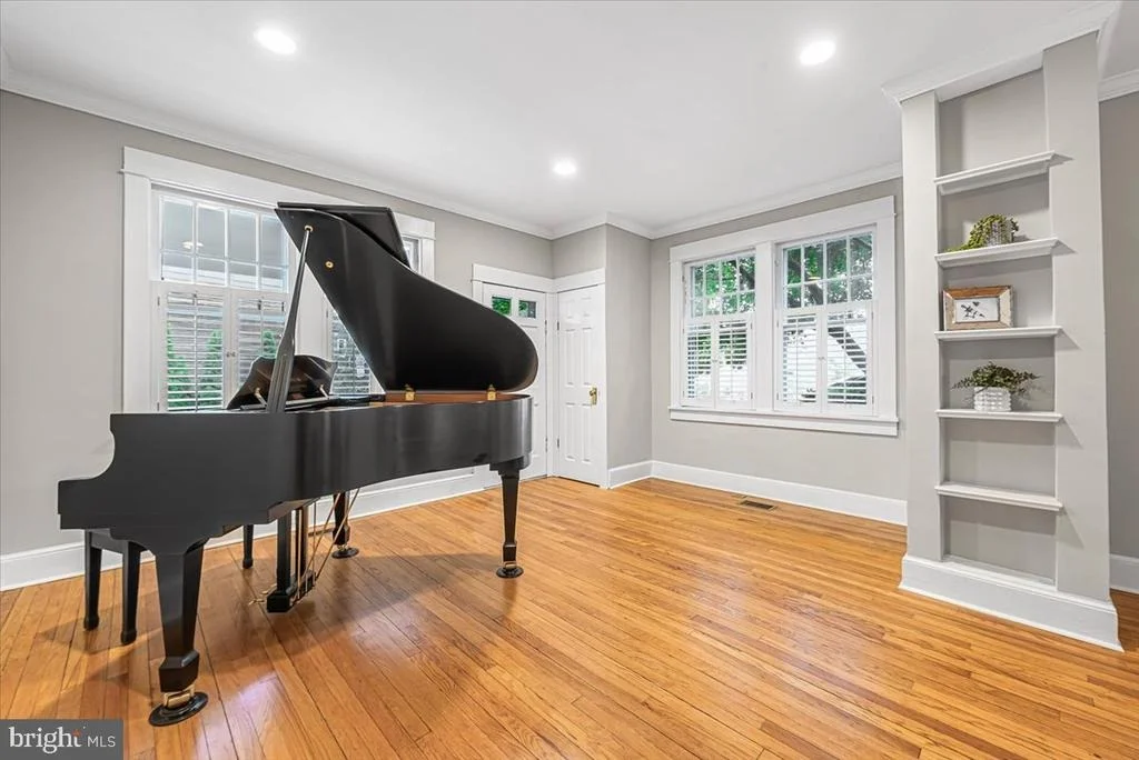 Photo of 4651 Q STREET NW