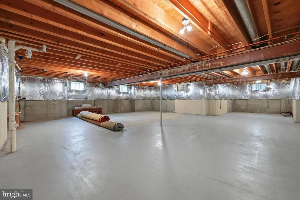 Photo of 2429 BEAR DEN ROAD