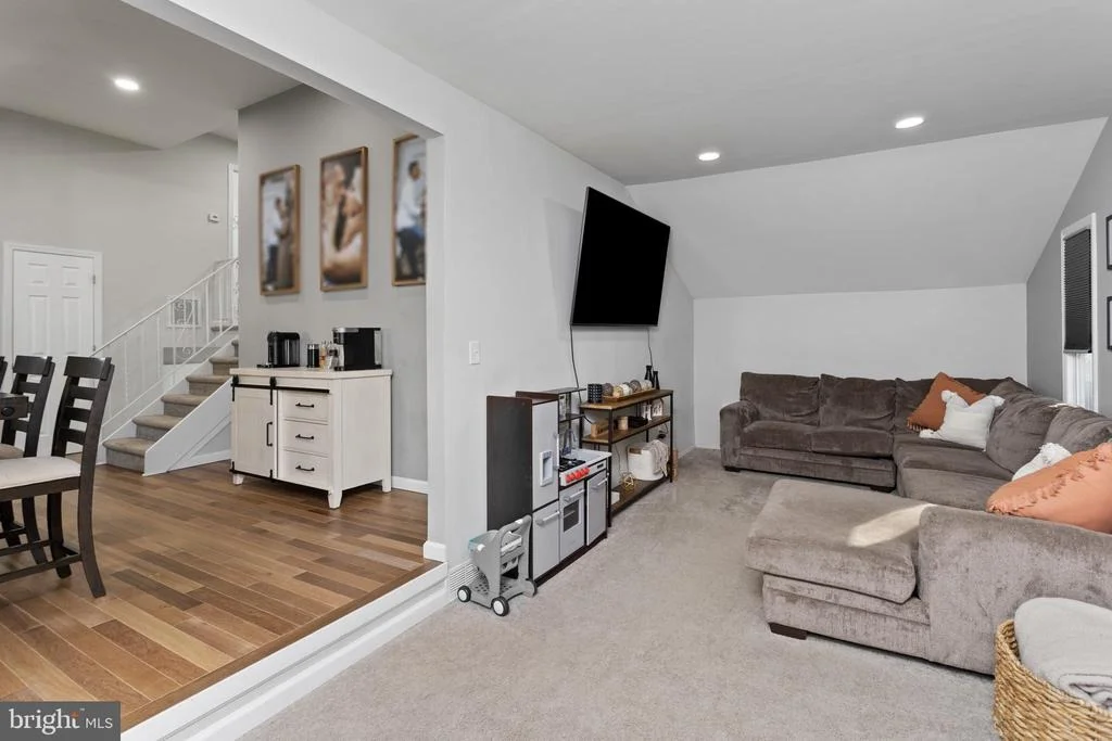 Photo of 4 LAKEVIEW DRIVE