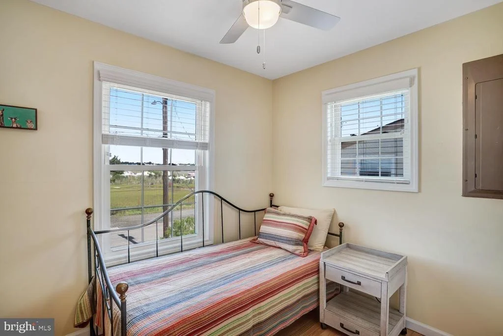 Photo of 20 CARROLL AVENUE