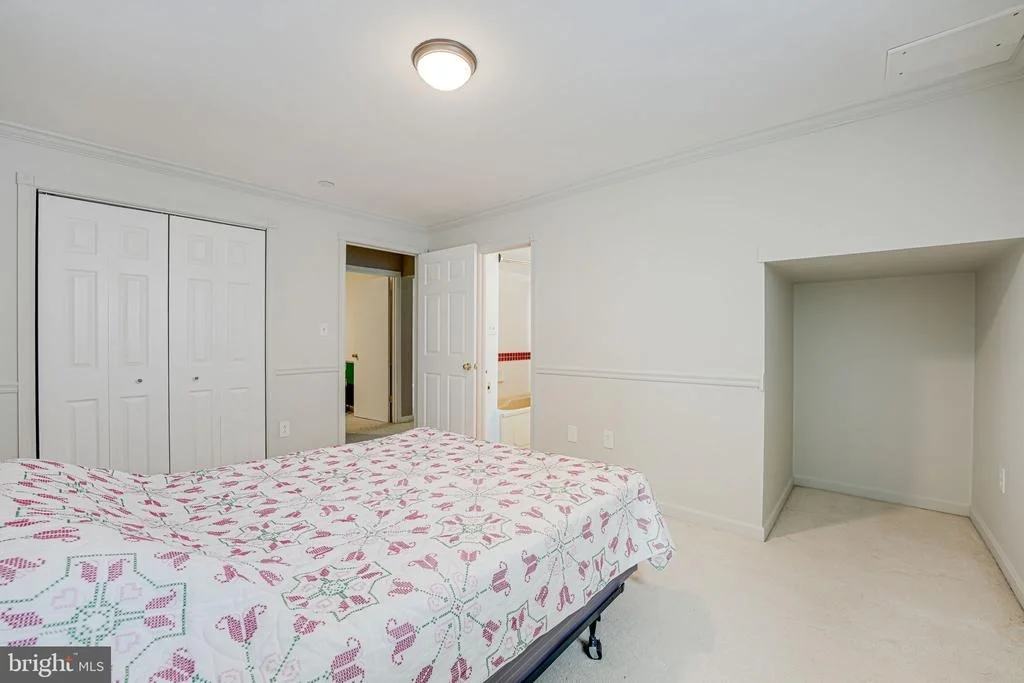Photo of 8132 HILLCREST DRIVE
