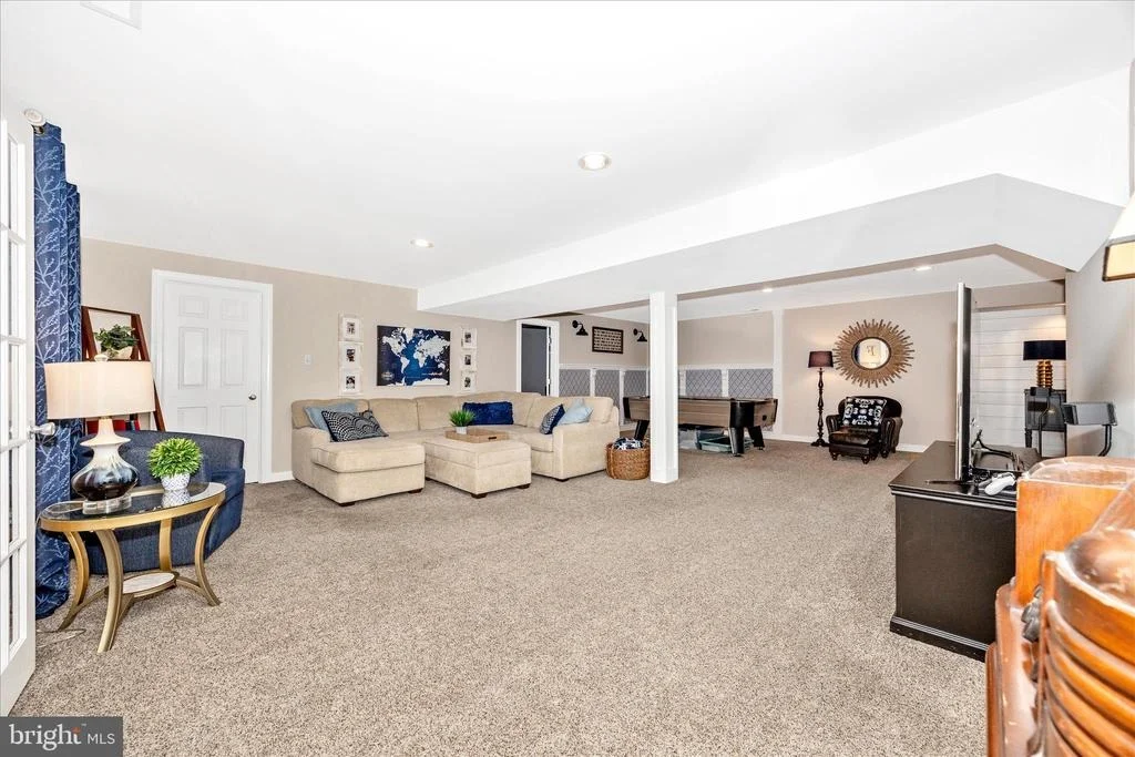 Photo of 6170 CHALLEDON CIRCLE