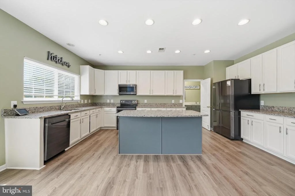 Photo of 10106 MIKE ROAD