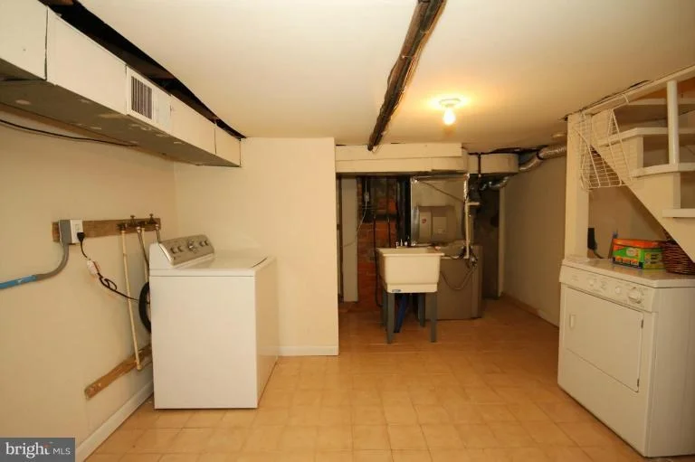 Photo of 107 JAMES STREET
