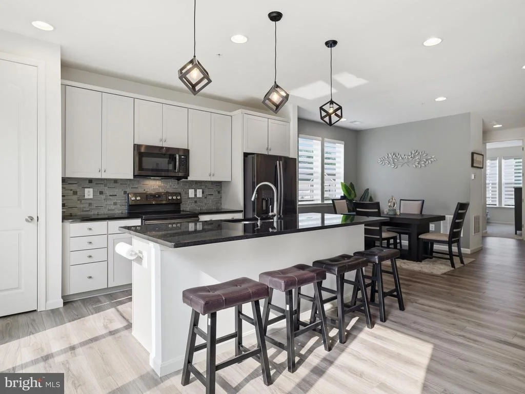 Photo of 12423 GEMSTONE DRIVE