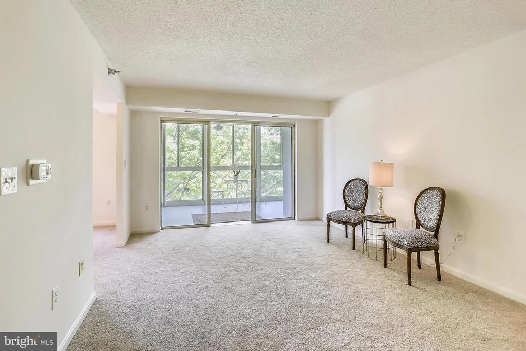 Photo of Unit 403 at 14801 PENNFIELD CIRCLE