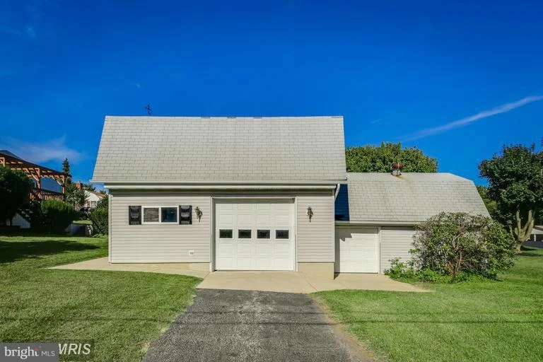 Photo of 1029 SAINT MICHAELS ROAD